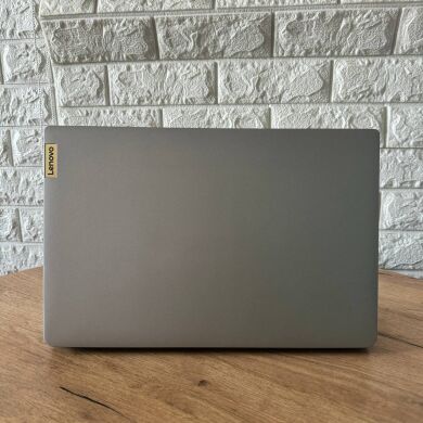 Ультрабук Б-класс Lenovo IdeaPad 3 15IAU7 / 15.6" (1920x1080) IPS Touch / Intel Core i5-1235U (10 (12) ядер по 3.3 - 4.4 GHz) / 8 GB DDR4 / 256 GB SSD / Intel Iris Xe Graphics / WebCam