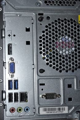 Компьютер Б-класс Lenovo ThinkCentre E73 Tower / Intel Core i5-4460S (4 ядра по 2.9 - 3.4 GHz) / 8 GB DDR3 / 240 GB SSD / Intel HD Graphics 4600 / DVD-ROM / Windows 11 Pro