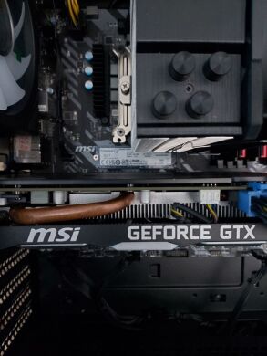 Ігровий ПК GTL Gaming Universe Black Tower / Intel Core i5-9500 (6 ядер по 3.0 - 4.4 GHz) / 16 GB DDR4 / 512 GB SSD M.2 + 1000 GB HDD / nVidia GeForce GTX 1660 Ti, 6 GB GDDR6, 192-bit / 500W