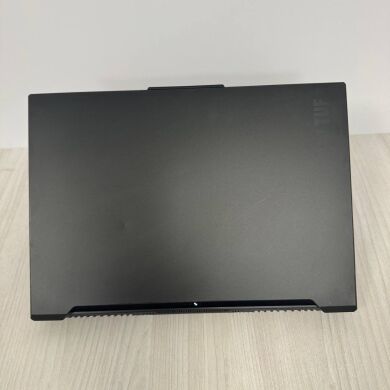 Игровой ноутбук Б-класс Asus TUF Gaming Advantage A16 FA617NS / 16" (1920x1200) IPS / AMD Ryzen 7 7735HS (8 (16) ядер по 3.2 - 4.75 GHz) / 16 GB DDR5 / 512 GB SSD NVMe / AMD Radeon RX 7600S, 8 GB GDDR6, 128-bit / WebCam