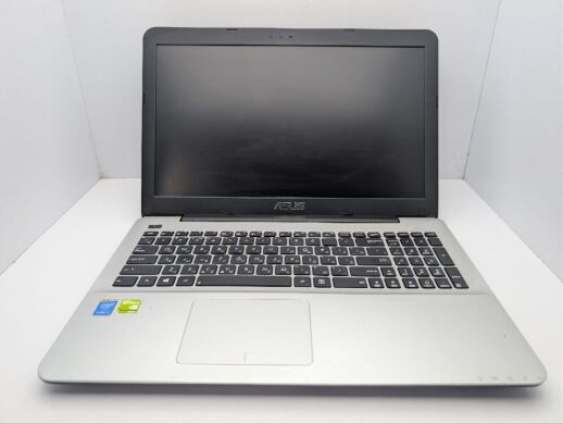 Ноутбук Asus R556L / 15.6" (1366x768) TN / Intel Core i3-4005U (2 (4) ядра по 1.7 GHz) / 8 GB DDR3 / 128 GB SSD / nVidia GeForce 920M, 2 GB GDDR3, 64-bit / WebCam / DVD-ROM