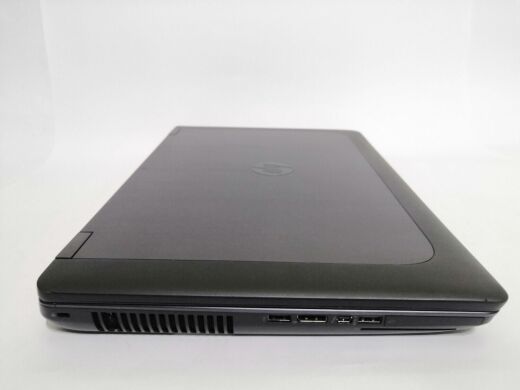 Мобільна робоча станція HP ZBook 17 G1 / 17.3" (1920x1080) TN / Intel Core i7-4700MQ (4 (8) ядра по 2.4 - 3.4 GHz) / 16 GB DDR3 / 256 GB SSD / nVidia Quadro K3100M, 4 GB GDDR5, 256-bit / WebCam / DVD-ROM / Win 10 Pro