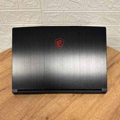 Игровой ноутбук Б-класс MSI GF65 Thin 9SD / 15.6" (1920x1080) IPS / Intel Core i5-9300H (4 (8) ядра по 2.4 - 4.1 GHz) / 8 GB DDR4 / 512 GB SSD / nVidia GeForce GTX 1660 Ti, 6 GB GDDR6, 192-bit / WebCam