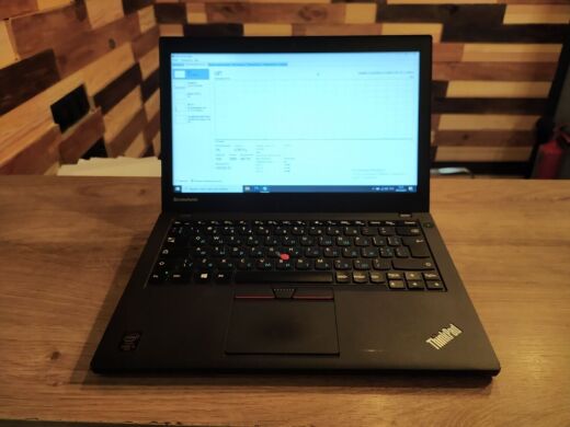 Нетбук Lenovo ThinkPad X250 / 12.5" (1366x768) IPS / Intel Core i5-5300U (2 (4) ядра по 2.3 - 2.9 GHz) / 8 GB DDR3 / 128 GB SSD / USB 3.0 / DP-Mini / Два АКБ Нетбук Lenovo ThinkPad X250 / 12.5" (1366x768) IPS / Intel Core i5-5300U (2 (4) ядра по 2.3 - 2.9 GHz) / 8 GB DDR3 / 128 GB SSD / USB 3.0 / DP-Mini / Два АКБ