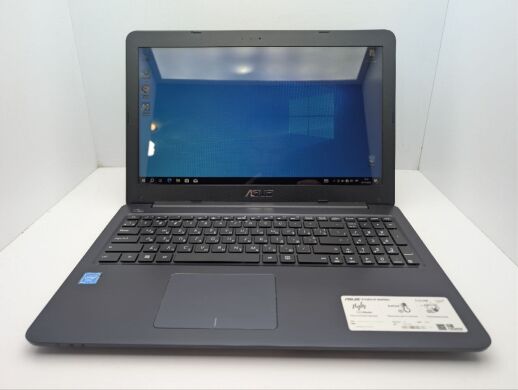 Ноутбук Asus E502M / 15.6" (1366x768) TN / Intel Celeron N2940 (4 ядра по 1.83 - 2.25 GHz) / 4 GB DDR3 / 120 GB SSD / Intel HD Graphics 505 / WebCam