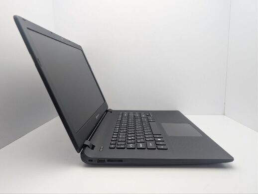 Ноутбук Packard Bell ENTF718M / 15.6" (1366x768) TN / Intel Celeron N2830 (2 ядра по 2.16 - 2.41 GHz) / 8 GB DDR3 / 120 GB SSD / Intel HD Graphics / WebCam / DVD-ROM Ноутбук Packard Bell ENTF718M / 15.6" (1366x768) TN / Intel Celeron N2830 (2 ядра по 2.16 - 2.41 GHz) / 8 GB DDR3 / 120 GB SSD / Intel HD Graphics / WebCam / DVD-ROM