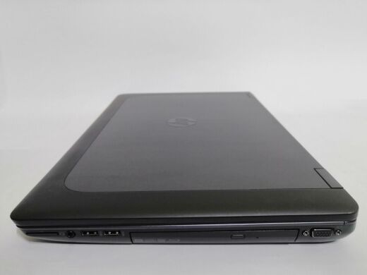 Мобільна робоча станція HP ZBook 17 G1 / 17.3" (1920x1080) TN / Intel Core i7-4700MQ (4 (8) ядра по 2.4 - 3.4 GHz) / 16 GB DDR3 / 256 GB SSD / nVidia Quadro K3100M, 4 GB GDDR5, 256-bit / WebCam / DVD-ROM / Win 10 Pro