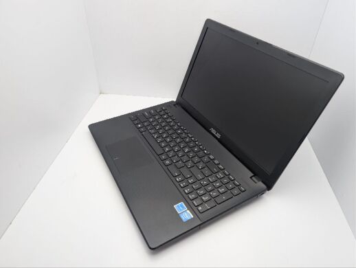 Ноутбук Asus X551C / 15.6" (1366x768) TN / Intel Celeron 1007U (2 ядра по 1.5 GHz) / 8 GB DDR3 / 320 GB HDD / Intel HD Graphics 2500 / WebCam / DVD-ROM