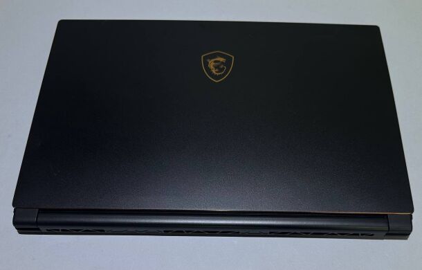 Ігровий ноутбук MSI GS65 Stealth Thin 8RF / 15.6" (1920x1080) IPS / Intel Core i7-8750H (6 (12) ядра по 2.2 - 4.1 GHz) / 32 GB DDR4 / 512 GB SSD / nVidia GeForce GTX 1070 Max-Q, 8 GB GDDR5, 256-bit / WebCam / Win 11 Pro