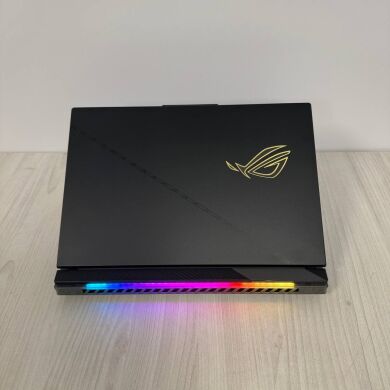 Ігровий ноутбук Asus ROG Strix Scar 16 G634JZ / 16" (2560x1600) IPS / Intel Core i9-13980HX (24 (32) ядер по 2.2 - 5.5 GHz) / 32 GB DDR5 / 1000 GB SSD NVMe / nVidia GeForce RTX 4080, 12 GB GDDR6, 192-bit / WebCam