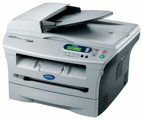 МФУ Brother DCP-7025R / Лазерная монохромная печать / 1200x1200 dpi / A4 / 20 стр/мин / USB 2.0, LPT