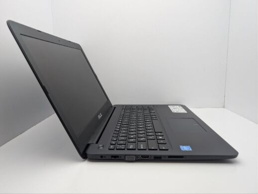 Ноутбук Asus E502M / 15.6" (1366x768) TN / Intel Celeron N2940 (4 ядра по 1.83 - 2.25 GHz) / 4 GB DDR3 / 120 GB SSD / Intel HD Graphics 505 / WebCam