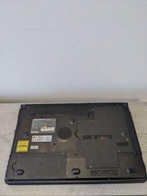 Ноутбук Б-класс Medion Akoya P8614 / 18.4" (1680 x 945) TN / Intel Core i3-370M (2 (4) ядра по 2.4 GHz) / 6 GB DDR3 / 640 GB HDD / ATI Radeon HD 4650, 1GB / WebCam / DVD-ROM