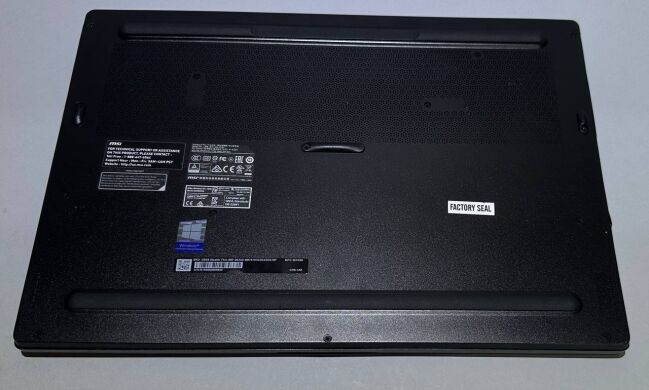 Ігровий ноутбук MSI GS65 Stealth Thin 8RF / 15.6" (1920x1080) IPS / Intel Core i7-8750H (6 (12) ядра по 2.2 - 4.1 GHz) / 32 GB DDR4 / 512 GB SSD / nVidia GeForce GTX 1070 Max-Q, 8 GB GDDR5, 256-bit / WebCam / Win 11 Pro