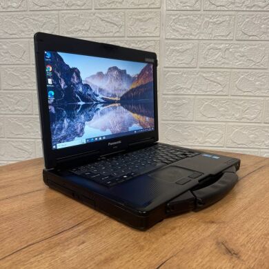 Защищенный ноутбук Б-класс Panasonic Toughbook CF-53 / 14" (1366x768) TN / Intel Core i5-4300U (2 (4) ядра по 1.9 - 2.9 GHz) / 8 GB DDR3 / 256 GB SSD / Intel HD Graphics 4400 / DVD-ROM