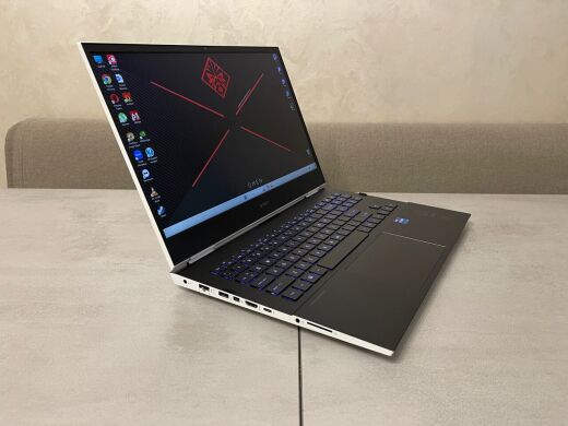 Ігровий ноутбук HP Omen 16-b0005dx / 16.1" (2560x1440) IPS / Intel Core i7-11800H (8 (16) ядер по 2.3 - 4.6 GHz) / 16 GB DDR4 / 1000 GB SSD M.2 / nVidia GeForce RTX 3070, 8 GB GDDR6, 256-bit / WebCam Ігровий ноутбук HP Omen 16-b0005dx / 16.1" (2560x1440) IPS / Intel Core i7-11800H (8 (16) ядер по 2.3 - 4.6 GHz) / 16 GB DDR4 / 1000 GB SSD M.2 / nVidia GeForce RTX 3070, 8 GB GDDR6, 256-bit / WebCam