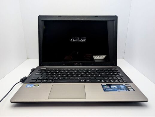 Ноутбук Asus A55V / 15.6" (1366x768) TN / Intel Core i7-3612QM (4 (8) ядра по 2.1 - 3.1 GHz) / 8 GB DDR3 / 240 GB SSD / nVidia GeForce 410M, 1 GB GDDR3, 64-bit / WebCam / DVD-ROM