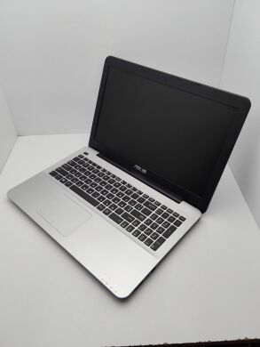 Ноутбук Asus L555 / 15.6" (1366x768) TN / Intel Core i3-4005U (2 (4) ядра по 1.7 GHz) / 8 GB DDR3 / 1000 GB HDD / nVidia GeForce 920M, 2 GB GDDR3, 64-bit / WebCam / Wi-Fi