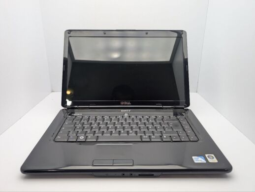 Ноутбук Dell Inspiron 1545 / 15.6" (1366x768) TN / Intel Pentium T4300 (2 ядра по 2.1 GHz) / 4 GB DDR2 / 250 GB HDD / Intel GMA 4500M Graphics / WebCam / DVD-ROM