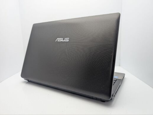 Ноутбук Asus A55V / 15.6" (1366x768) TN / Intel Core i7-3612QM (4 (8) ядра по 2.1 - 3.1 GHz) / 8 GB DDR3 / 240 GB SSD / nVidia GeForce 410M, 1 GB GDDR3, 64-bit / WebCam / DVD-ROM