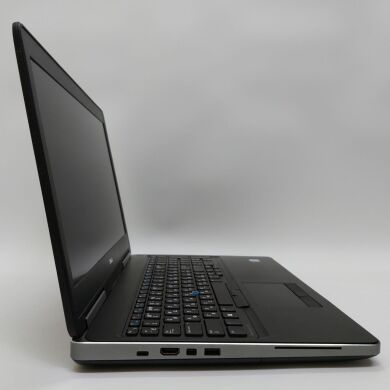 Ігровий ноутбук Dell Precision 7520 / 15.6" (1920x1080) IPS / Intel Core i7-6820HQ (4 (8) ядра по 2.7 - 3.6 GHz) / 16 GB DDR4 / 512 GB SSD / AMD Radeon Pro WX 4130, 2 GB GDDR5, 128-bit / WebCam / Windows 11 Pro Ігровий ноутбук Dell Precision 7520 / 15.6" (1920x1080) IPS / Intel Core i7-6820HQ (4 (8) ядра по 2.7 - 3.6 GHz) / 16 GB DDR4 / 512 GB SSD / AMD Radeon Pro WX 4130, 2 GB GDDR5, 128-bit / WebCam / Windows 11 Pro
