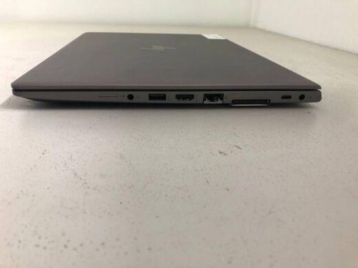 Мобільна робоча станція Б-клас HP ZBook 14u G5 / 14" (1920x1080) IPS / Intel Core i7-8550U (4 (8) ядра по 1.8 - 4.0 GHz) / 16 GB DDR4 / 256 GB SSD / AMD Radeon Pro WX 3100, 4 GB GDDR5, 128-bit / WebCam / HDMI