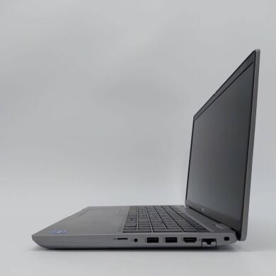Мобільна робоча станція Dell Precision 3561 / 15.6" (1920x1080) IPS / Intel Core i7-11850H (8 (16) ядра по 2.5 - 4.8 GHz) / 32 GB DDR4 / 512 GB SSD / nVidia Quadro T600, 4 GB GDDR6, 128-bit / WebCam