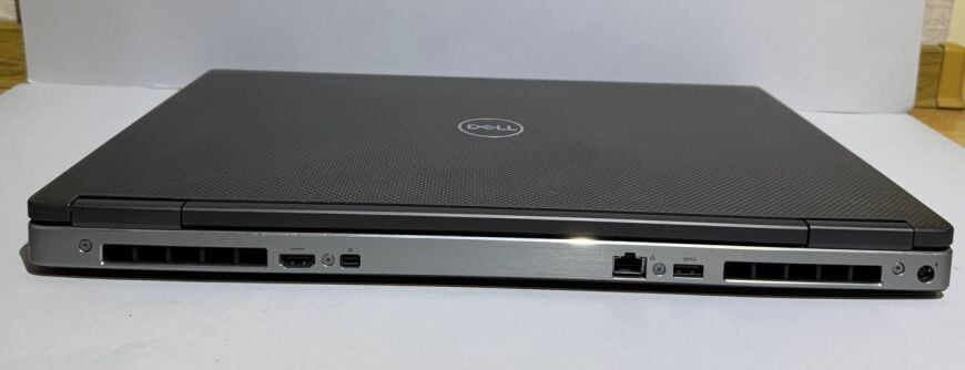 Мобільна робоча станція Dell Precision 7740 / 17.3" (1920x1080) IPS / Intel Core i7-9750H (6 (12) ядер по 2.6 - 4.5 GHz) / 64 GB DDR4 / 1000 GB SSD / nVidia Quadro RTX 4000, 8 GB GDDR6, 256-bit / HDMI / WebCam