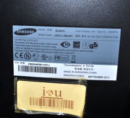 Монитор Б-класс Samsung SyncMaster E2220N / 22" (1920x1080) TN / VGA / VESA 75x75 + Кабели подключения