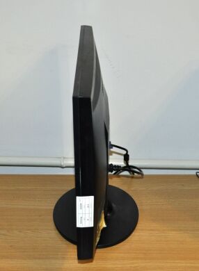 Монитор Б-класс Samsung SyncMaster E2220N / 22" (1920x1080) TN / VGA / VESA 75x75 + Кабели подключения