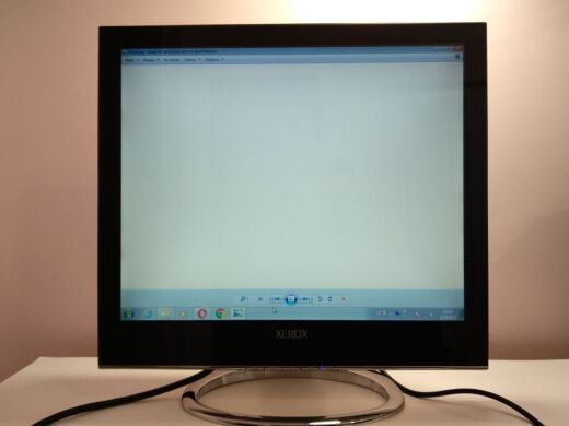 Монитор Б-класс Xerox XA7-19i 900P / 19" (1280x1024) MVA / DVI / VESA 75x75
