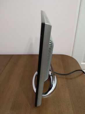 Монитор Б-класс Xerox XA7-19i 900P / 19" (1280x1024) MVA / DVI / VESA 75x75