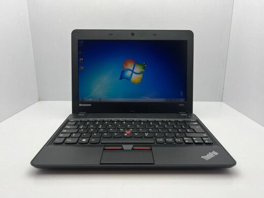 Нетбук Lenovo ThinkPad X121e / 11.6" (1366x768) TN / Intel Core i3-2367M (2 (4) ядра по 1.4 GHz) / 4 GB DDR3 / 320 GB HDD / Intel HD Graphics 3000 / WebCam