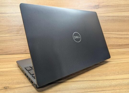 Ноутбук Dell Precision 3540 / 15.6" (1920x1080) IPS / Intel Core i5-8365U (4 (8) ядра по 1.6 - 4.1 GHz) / 16 GB DDR4 / 480 GB SSD / AMD Radeon Pro WX 2100, 2 GB GDDR5, 64-bit / WebCam / HDMI / Windows 10