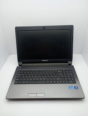 Ноутбук Medion Akoya 156 / 15.6" (1366x768) TN / Intel Core i3-2350M (2 (4) ядра по 2.3 GHz) / 6 GB DDR3 / 500 GB HDD / Intel HD Graphics 3000 / WebCam