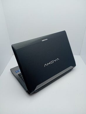 Ноутбук Medion Akoya 156 / 15.6" (1366x768) TN / Intel Core i3-2350M (2 (4) ядра по 2.3 GHz) / 6 GB DDR3 / 500 GB HDD / Intel HD Graphics 3000 / WebCam