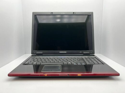 Ноутбук Samsung R710 / 17" (1440x900) TN / Intel Core 2 Duo T5800 (2 ядра по 2.0 GHz) / 4 GB DDR3 / 640 GB HDD / nVidia GeForce 9600M GT, 512 MB GDDR2, 128-bit / WebCam / АКБ відсутня