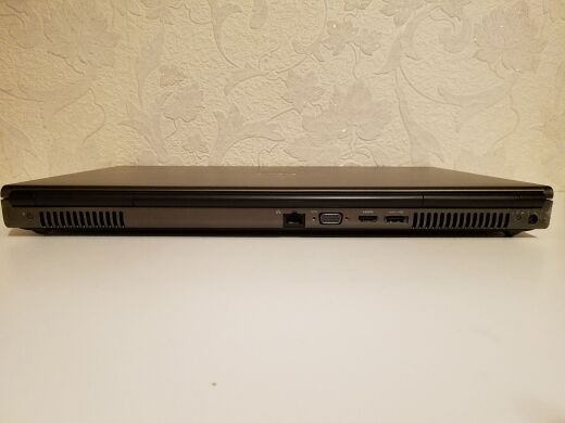 Рабочая станция Dell Precision M6700 / 17.3" (1920x1080) TN / Intel Core i7-3840QM (4 (8) ядра по 2.8 - 3.8 GHz) / 16 GB DDR3 / 256 GB SSD + 1000 GB HDD / nVidia Quadro K4000M, 4 GB GDDR5, 256-bit / WebCam 