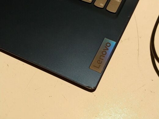 Ультрабук Б-класс Lenovo IdeaPad Slim 3 15ABR8 / 15.6" (1920x1080) IPS Touch / AMD Ryzen 7 7730U (8 (16) ядра по 2.0 - 4.5 GHz) / 16 GB DDR4 / 256 GB SSD / AMD Radeon RX Vega 8 Graphics / WebCam / Windows 11