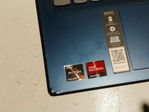 Ультрабук Б-класс Lenovo IdeaPad Slim 3 15ABR8 / 15.6" (1920x1080) IPS Touch / AMD Ryzen 7 7730U (8 (16) ядра по 2.0 - 4.5 GHz) / 16 GB DDR4 / 256 GB SSD / AMD Radeon RX Vega 8 Graphics / WebCam / Windows 11
