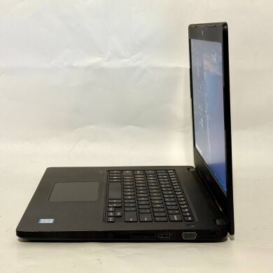 Ультрабук Dell Latitude 3480 / 14" (1366x768) TN / Intel Core i5-6200U (2 (4) ядра по 2.3 - 2.8 GHz) / 8 GB DDR4 / 256 GB SSD / Intel HD Graphics 520 / WebCam / Windows 10 Pro Ультрабук Dell Latitude 3480 / 14" (1366x768) TN / Intel Core i5-6200U (2 (4) ядра по 2.3 - 2.8 GHz) / 8 GB DDR4 / 256 GB SSD / Intel HD Graphics 520 / WebCam / Windows 10 Pro