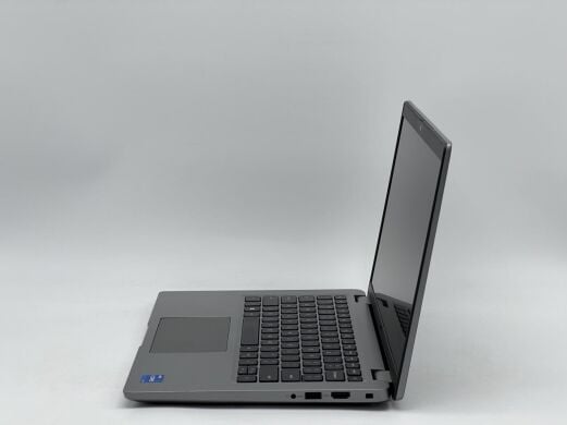 Ультрабук Dell Latitude 5440 / 14" (1920x1080) IPS / Intel Core i5-1350P (12 (16) ядер по 1.9 - 4.7 GHz) / 16 GB DDR5 / 240 GB SSD / Intel Iris Xe Graphics / WebCam Ультрабук Dell Latitude 5440 / 14" (1920x1080) IPS / Intel Core i5-1350P (12 (16) ядер по 1.9 - 4.7 GHz) / 16 GB DDR5 / 240 GB SSD / Intel Iris Xe Graphics / WebCam