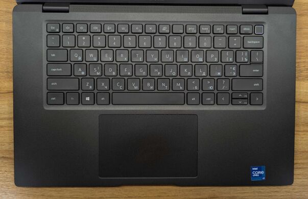 Ультрабук Dell Latitude 7520 / 15.6" (1920x1080) IPS / Intel Core i7-1185G7 (4 (8) ядра по 3.0 - 4.8 GHz) / 16 GB DDR4 / 512 GB SSD / Intel Iris Xe Graphics / Fingerprint / WebCam / Windows 11 Ультрабук Dell Latitude 7520 / 15.6" (1920x1080) IPS / Intel Core i7-1185G7 (4 (8) ядра по 3.0 - 4.8 GHz) / 16 GB DDR4 / 512 GB SSD / Intel Iris Xe Graphics / Fingerprint / WebCam / Windows 11