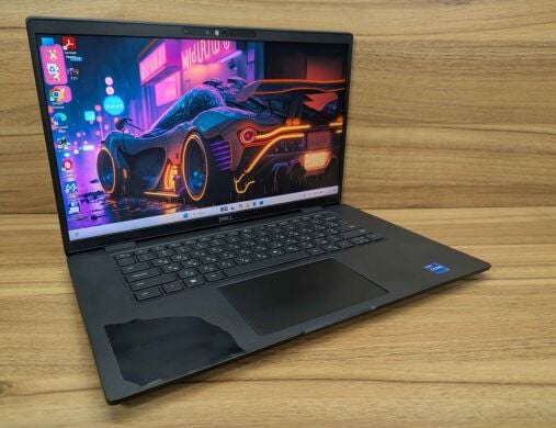 Ультрабук Dell Latitude 7530 / 15.6" (1920x1080) IPS / Intel Core i7-1255U (10 (12) ядер по 3.5 - 4.7 GHz) / 16 GB DDR4 / 256 GB SSD / Intel Iris Xe Graphics / TouchID / WebCam / Windows 11