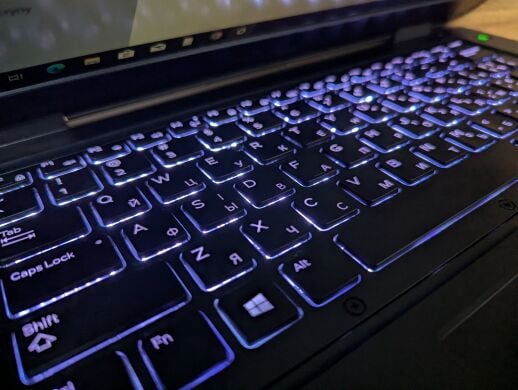 Захищений ноутбук Dell Latitude 14 Rugged 5414 / 14" (1920x1080) IPS Touch / Intel Core i5-6300U (2 (4) ядра по 2.4 - 3.0 GHz) / 16 GB DDR4 / 480 GB SSD / AMD Radeon R7 M360, 2 GB DDR3, 64-bit / TouchID / Windows 10