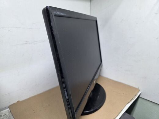 Монитор Б-класс LG Flatron W2243T-PF / 22" (1920x1080) TN / 1x DVI, 1x VGA / Кабели в комплекте