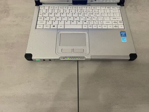 Защищенный ноутбук Panasonic Toughbook CF-C2 / 12.5" (1366x768) IPS Touch / Intel Core i5-4300U (2 (4) ядра по 1.9 - 2.9 GHz) / 16 GB DDR3 / 256 GB SSD / Intel HD Graphics 4400 / WebCam / Стилус