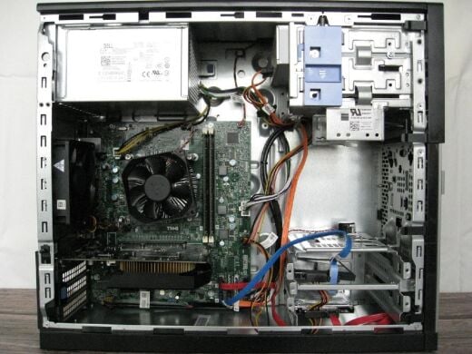 Игровой ПК Dell Optiplex 3020 Tower / Intel Core i5-4570 (4 ядра по 3.2 - 3.6 GHz) / 16 GB DDR3 / 120 GB SSD + 500 GB HDD / nVidia GeForce GTX 750, 2 GB GDDR5, 128-bit / DVD-RW / Win 10 Pro + Кабель питания