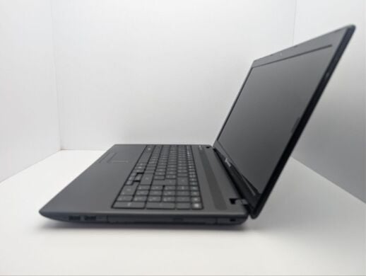 Ноутбук Packard Bell TK85 / 15.6" (1366x768) TN / Intel Pentium P6100 (2 ядра по 2.0 GHz) / 6 GB DDR3 / 500 GB HDD / Intel Graphics / WebCam / DVD-ROM Ноутбук Packard Bell TK85 / 15.6" (1366x768) TN / Intel Pentium P6100 (2 ядра по 2.0 GHz) / 6 GB DDR3 / 500 GB HDD / Intel Graphics / WebCam / DVD-ROM