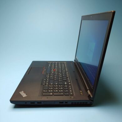Мобільна робоча станція Lenovo ThinkPad P71 / 17.3" (1920x1080) IPS / Intel Core i7-7700HQ (4 (8) ядра по 2.8 - 3.8 GHz) / 16 GB DDR4 / 512 GB SSD / nVidia Quadro M620, 2 GB GDDR5, 128-bit / WebCam / Win 10 Pro